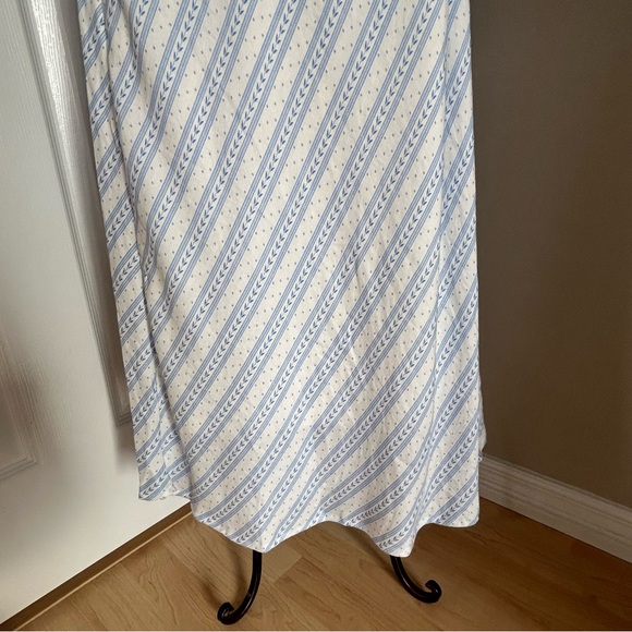 ⭐️ NWT VICI American Sweetheart Striped Midi Dress ⭐️ - Picture 6 of 12